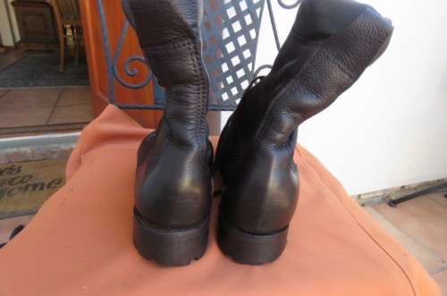 Pair of SADF genuine leather army boots in brown size 8  army size 262w .Issued in 2012 by DWS.