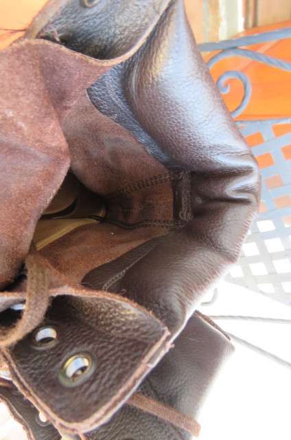 Pair of SADF genuine leather army boots in brown size 8  army size 262w .Issued in 2012 by DWS.