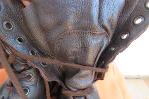 Pair of SADF genuine leather army boots in brown size 8  army size 262w .Issued in 2012 by DWS.