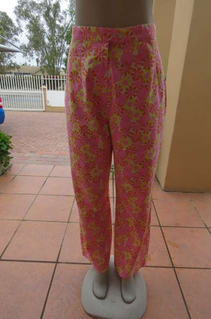 Cotton pants in cheerful yellow, pink and orange circle designs. High waisted. Size 37/13.