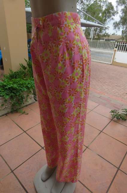 Cotton pants in cheerful yellow, pink and orange circle designs. High waisted. Size 37/13.