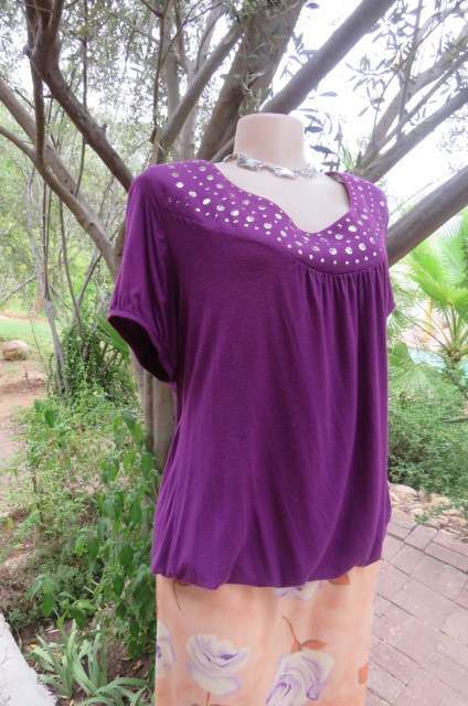Dark purple slip-over top with scooped neckline with silver stud decoration size 42/18