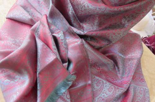 Amazing best quality 100% genuine silk scarf in red and light turquoise.
