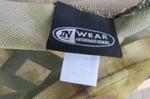 Very pretty marble patterned green and brown sheer stretch polyester top size 34/10 by 'InWear'.