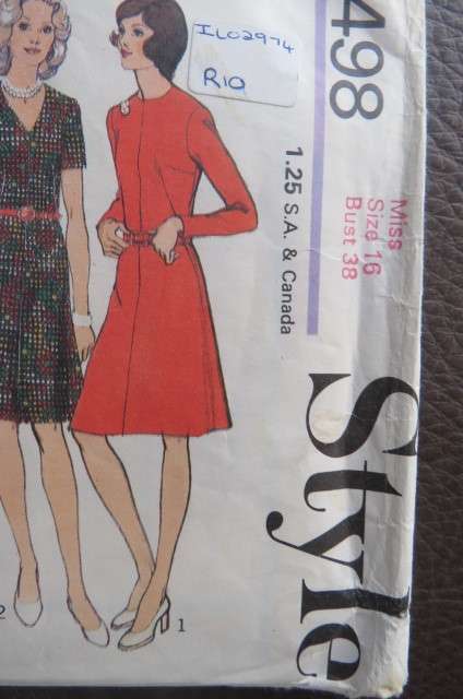 Style sewing pattern 4498 size 34 to 42. Few variations of dress. Good condition.