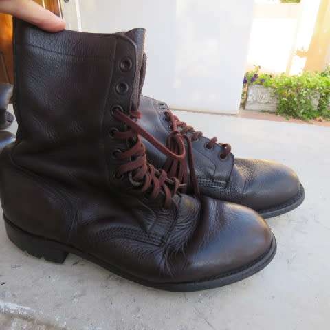 Pair of SADF brown genuine leather boots size 9 issued 2010 by D.W.S. Army size 270 M.