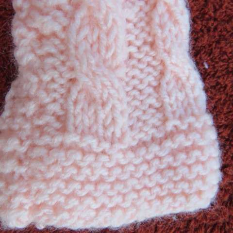 New hand knitted baby jacket.Knitted with acrylic yarn.Small cable pattern.3 to 6months Long sleeves