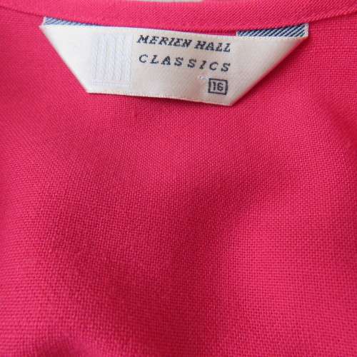 Elegant candy red short sleeve summer jacket. Collarless. Size 40/16 by `Merien Hall`. As new.