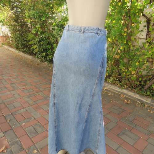 Up style size 32/8 blue denim high waisted A-line paneled skirt by `HANG TEN`. Very good condition.