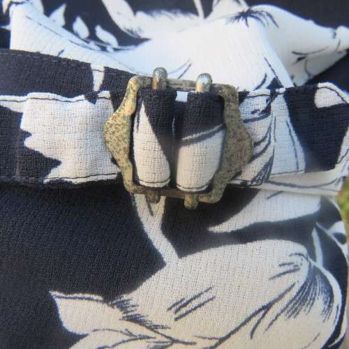 Smashing new navy and white floral fully lined waistcoat by ELBETH in size 36/12. Button down.