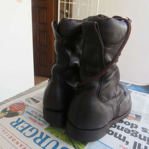 Pair of SADF brown genuine leather soft top boots in size 6.5 by DWS. Issued 2011. Army size 247 M.