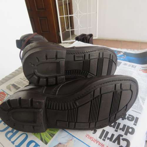 Pair of SADF brown genuine leather soft top boots in size 6.5 by DWS. Issued 2011. Army size 247 M.