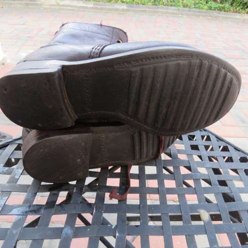 Pair of SADF brown genuine leather boots in size 4 by DWS from 1987 in army size 230M.Waytread soles