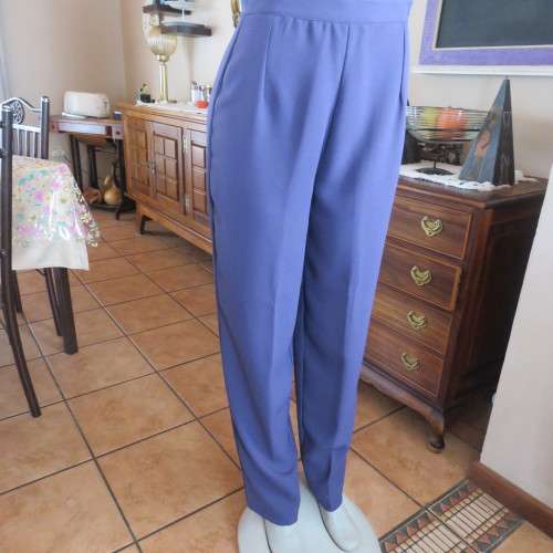 Fabulous high waist eggplant colour pants in size 34/10 by RITE DRESS. Zip at side. New condition.