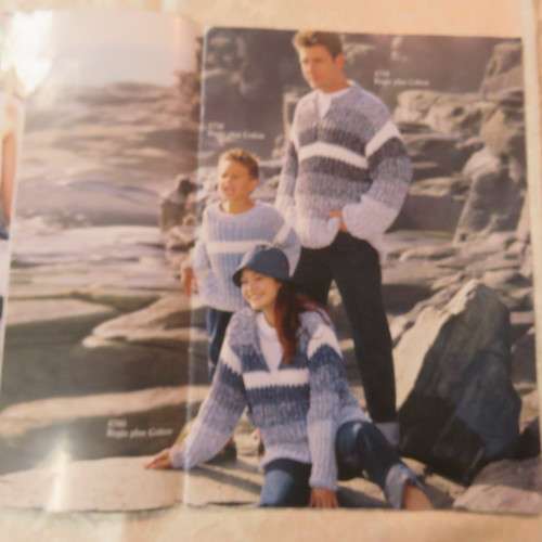 Inspiration booklet. Knitted wear for all the family. 30 pages. Lots of stunning patterns. As new