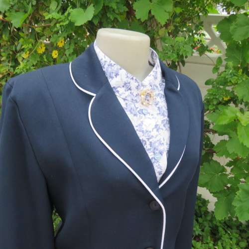 Fabulous navy long sleeve jacket Fully lined Round collar By `Topics` Size 40-16 New condition