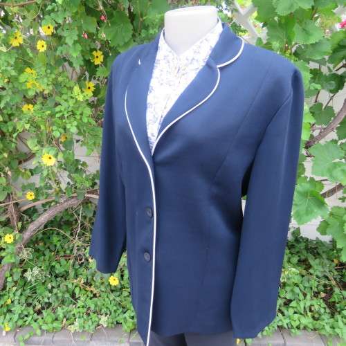 Fabulous navy long sleeve jacket Fully lined Round collar By `Topics` Size 40-16 New condition