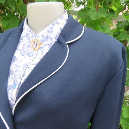 Fabulous navy long sleeve jacket Fully lined Round collar By `Topics` Size 40-16 New condition
