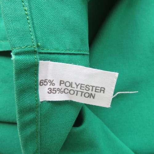 Men`s grass green long sleeve durable work shirt. Size L-chest 120cm. Used but good for everyday use