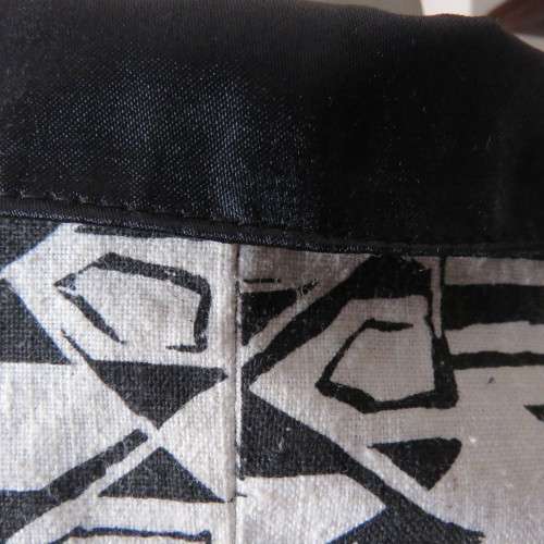 State of the art  cropped special occasion top. In size 30/6. Boutique made. New condition.