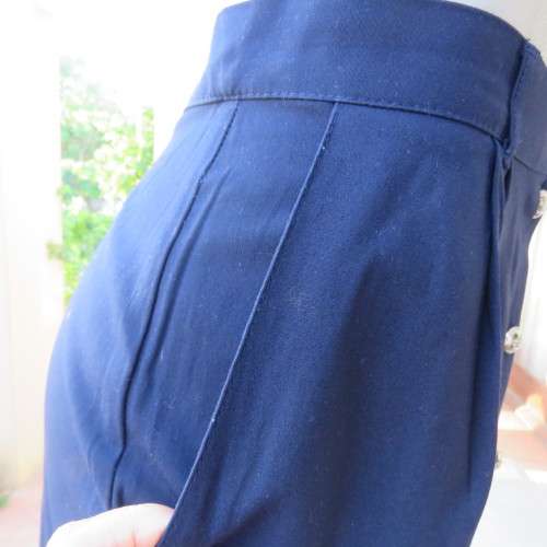 Smart navy button down skirt in blend of viscose and polyester. By WOOLWORTHS. Size 44/20 .
