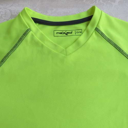 Set of 2 sport T-shirts for 13 to 14 year old boy by MAXED in 100% polyester. New condition.