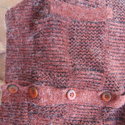 Handsome men`s double knit rust/black button down cardigan size Large by BELJOHN.New condition