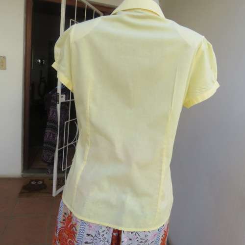 Feminine lemon yellow button down capped sleeve top with frilled front.Open round end collar.Size 38