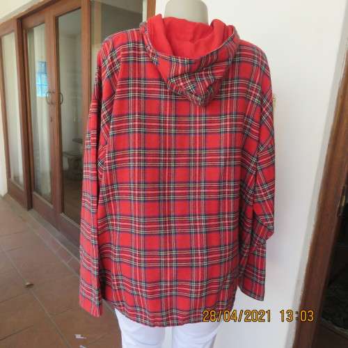 Tartan check long sleeve hooded jacket in red,blue,yellow and white. By ANLEO. Size 48 to 50