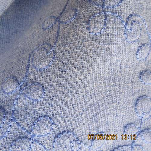 Smart cornflower short sleeve button down embroidered top in size 50/26 by GEE WIZ.As new