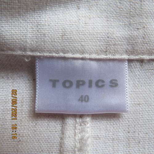 Stunning versatile short sleeve summer jacket/top in mottled beige. Size 40/16 by TOPICS.As new cond