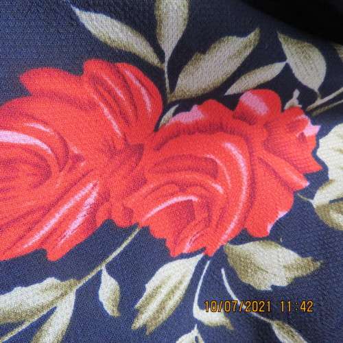 High quality AREZZO long sleeve top in navy with red roses/green leaves.Size 40/16.As new