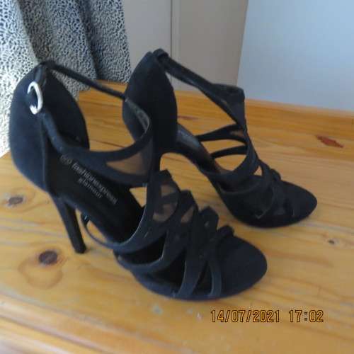 Pair of smart black suede strappy pumps with ankle straps. Size 5 by FASHION EXPRESS glamour.As new.