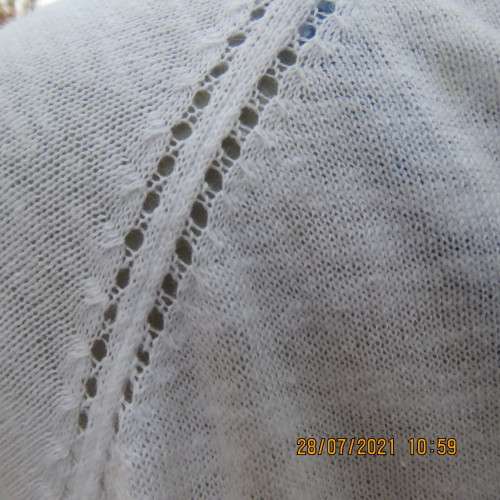 Fab.white long sleeve 100% cotton slub knitted cardigan.Button down.Two pockets.WOOLWORTHS 42/44