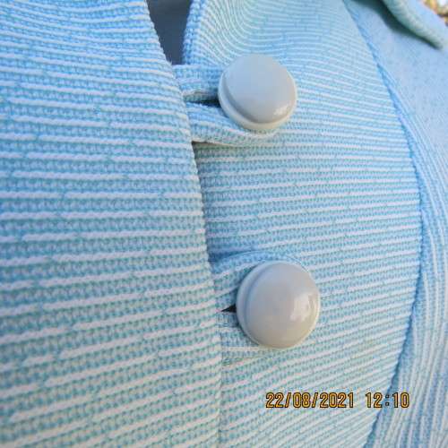 Seafoam green 80`s vintage shift dress with broken white textured lines size 42/18 by PRINCESS.