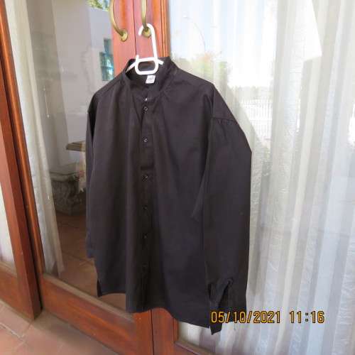 Black heavy cotton men`s long sleeve modern shirt with banded chinese collar.Size L by WORLDS AWAY