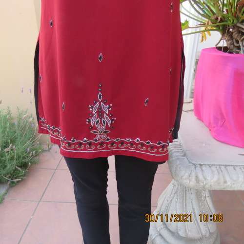 Glam richly embellished DOLCE and CABBANA ruby red sleeveless top size 36/12.Black underlay.As new
