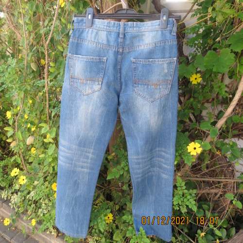 Men`s size 30 blue denim jeans by OAKRIDGE.Pockets back/front.Good cond