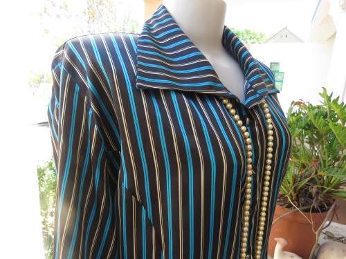 Fabulous long sleeve striped top in brown,cream and tuequoise.Size 48/24 by JUDY`S PRIDE.Button down