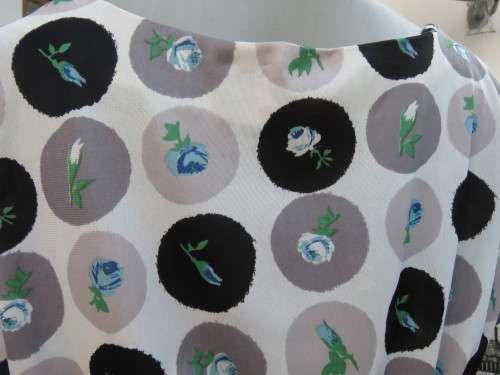 Vintage shift dress by DELSWA in white with black and grey polkadots and blue roses. Size 42/18