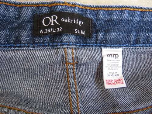 Men`s blue denim slim jeans in size 36W -32L.Pockets back and front.Polycotton and rayon.