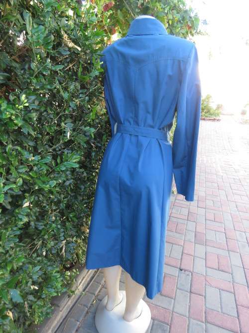 As new original RUDCO light weight steel blue chesterfield button down coat size 38/14.With belt.