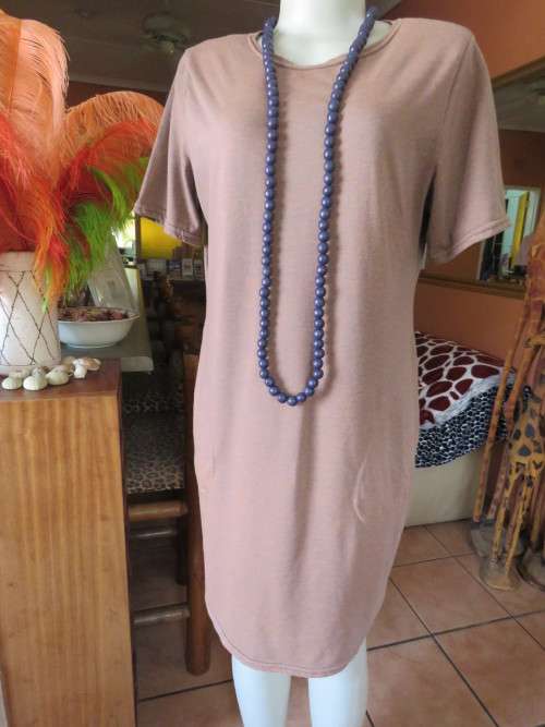 Comfy slip over T Shirt style short sleeve tunic under knee length dress.Size 38.Coral/navy mottled.
