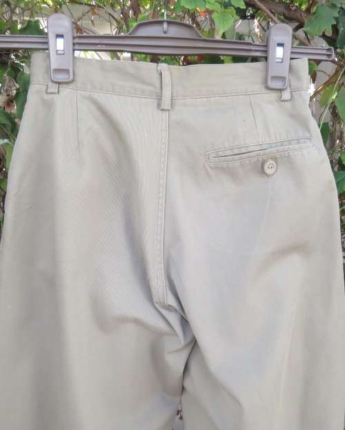 Boy`s 100% cotton moss green baggy pants for 9-10 yrs old by RADIO CLO.Company  U S .As new