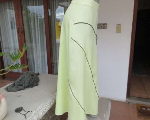 Lemon yellow ankle length A-Line paneled skirt with olive green edging in panels.Size 34/10.As new