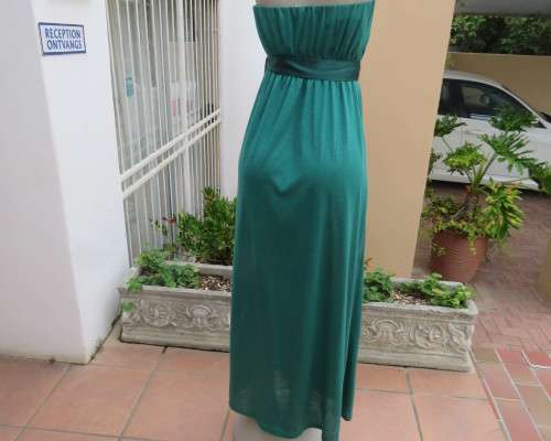 Fabulous strapless jade colour maxi dress fully lined size 34/10.Elasticated waist.Satin belt.As new
