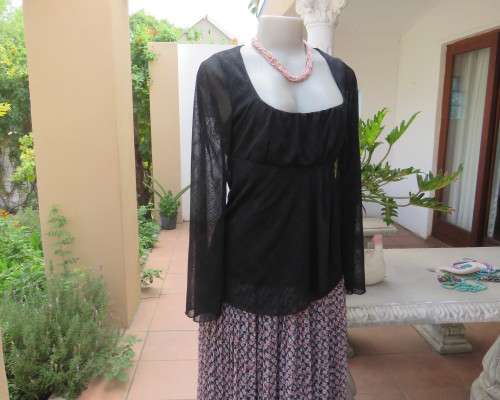 Sexy,smart soft draped black polyester empire long sleeve top size 36/12 by OASIS. As new.