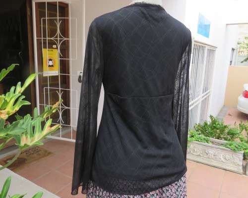 Sexy,smart soft draped black polyester empire long sleeve top size 36/12 by OASIS. As new.