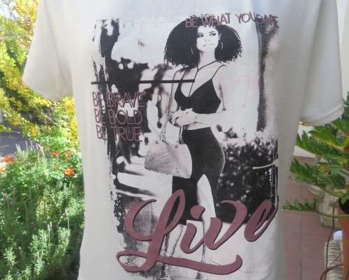 White short sleeve T Shirt by ATMOSPHERE size 38/14 in poly/viscose stretch.Logo BE WHAT YOU DARE.