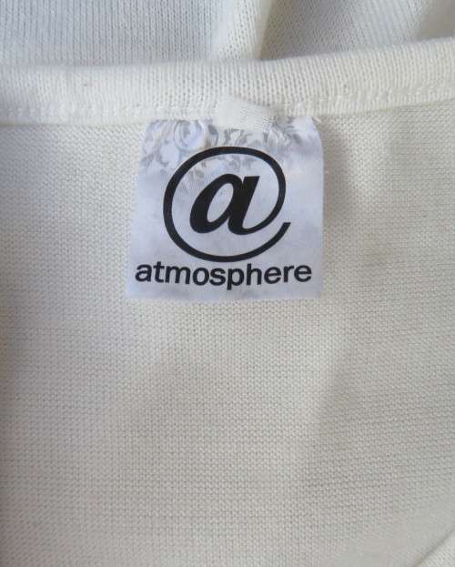 White short sleeve T Shirt by ATMOSPHERE size 38/14 in poly/viscose stretch.Logo BE WHAT YOU DARE.